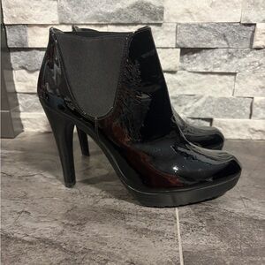 Stuart Weitzman Glossy Black Heeled Boots